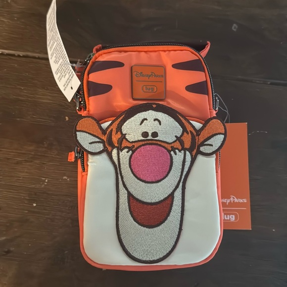 Disney Parks x Lug Tigger Crossbody - Picture 1 of 7